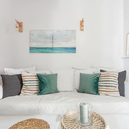 Romantic Love-Nest Studio Near Acropolis & Metro Athena Bagian luar foto